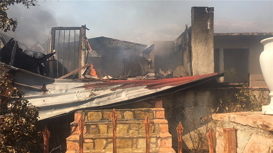 Φωτιά στο Νέο Βουτζά: Φόβος για αναζωπυρώσεις σε Κερατέα και Λαυρεωτική - Φωτογραφία 25