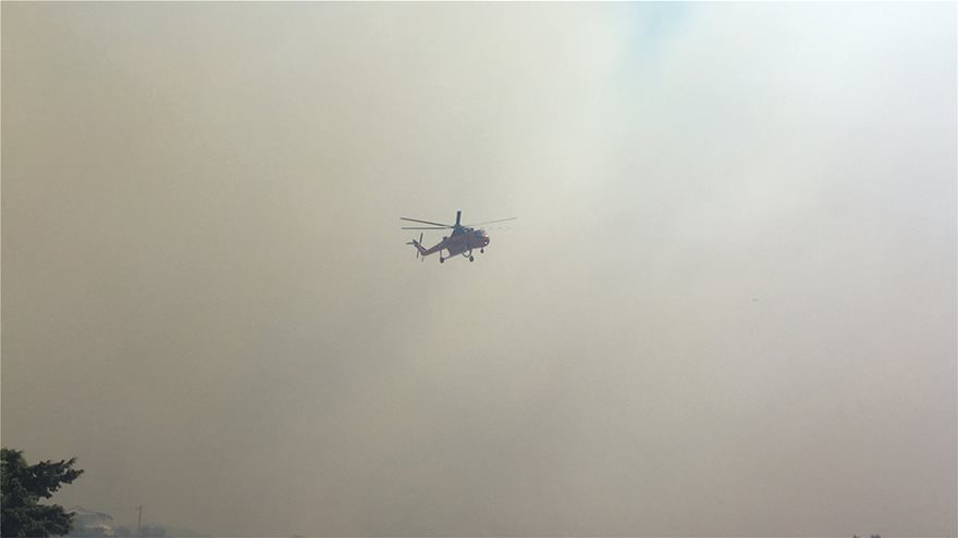 Φωτιά στο Νέο Βουτζά: Φόβος για αναζωπυρώσεις σε Κερατέα και Λαυρεωτική - Φωτογραφία 33