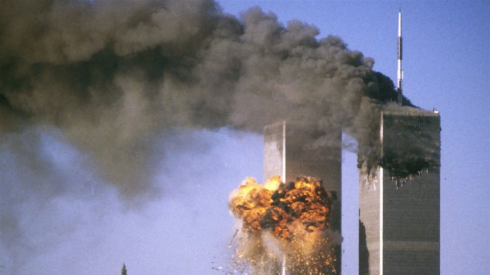 11 Σεπτεμβρίου: Οι Αμερικανοί τιμούν με μάσκες τα θύματα στους Δίδυμους Πύργους - Φωτογραφία 1