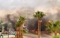 Λιβύη: Μεγάλες διαδηλώσεις με φωτιές και επεισόδια στη Βεγγάζη - Φωτογραφία 2