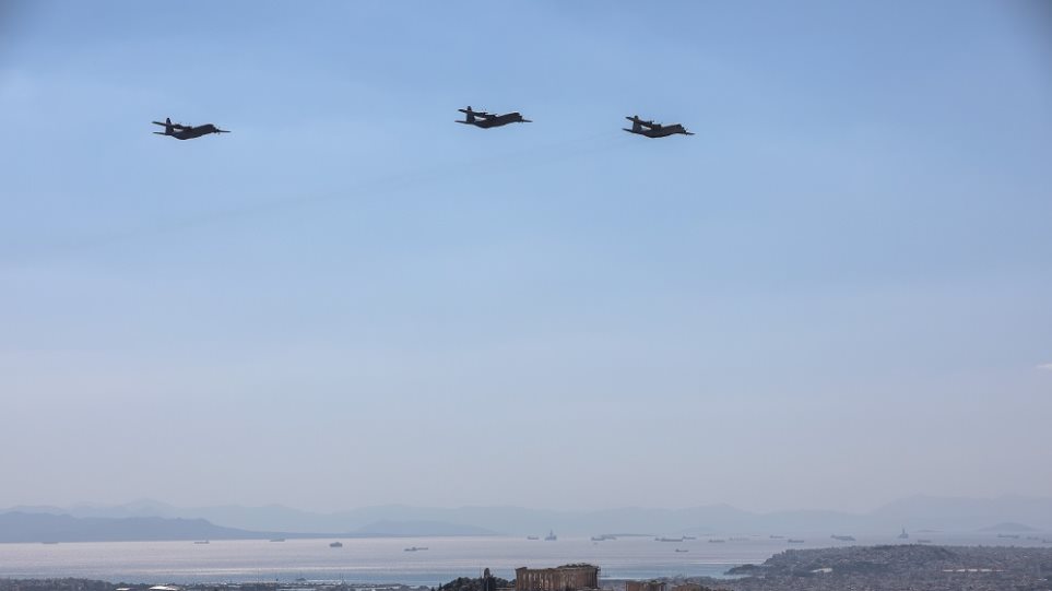 Πέταξαν πάνω από την Αθήνα C-130 της Πολεμικής Αεροπορίας των ΗΠΑ - Φωτογραφία 1