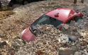 Ιανός - Κεφαλονιά: Βουνό από πέτρες σκέπασε τα αυτοκίνητα - Φωτογραφία 13