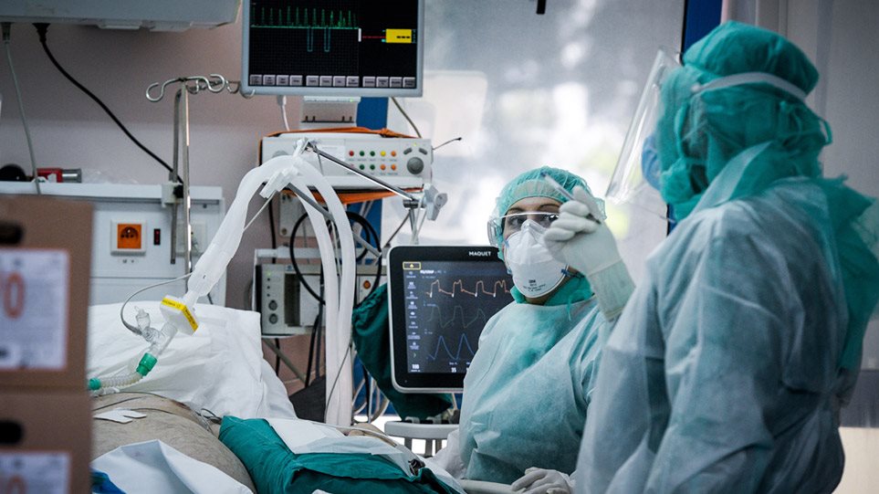 Κορωνοϊός - «Κραυγή αγωνίας» για τα νοσοκομεία: Έρχονται 15-15 τα περιστατικά, είναι τρομακτικό! - Φωτογραφία 1