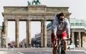 Γερμανία: Συστηματικοί έλεγχοι για τη μάσκα στα Μέσα Μεταφοράς