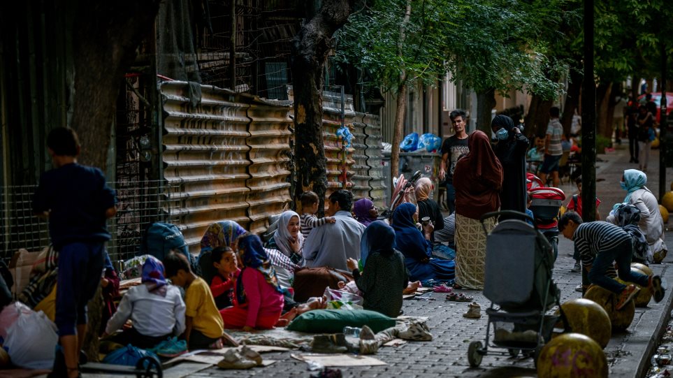 Η Ελλάδα δεν μπορεί να σηκώσει μόνης της το βάρος, να βοηθήσει η Ευρώπη γράφει η «Σέρσεϊ Λάνιστερ» - Φωτογραφία 1