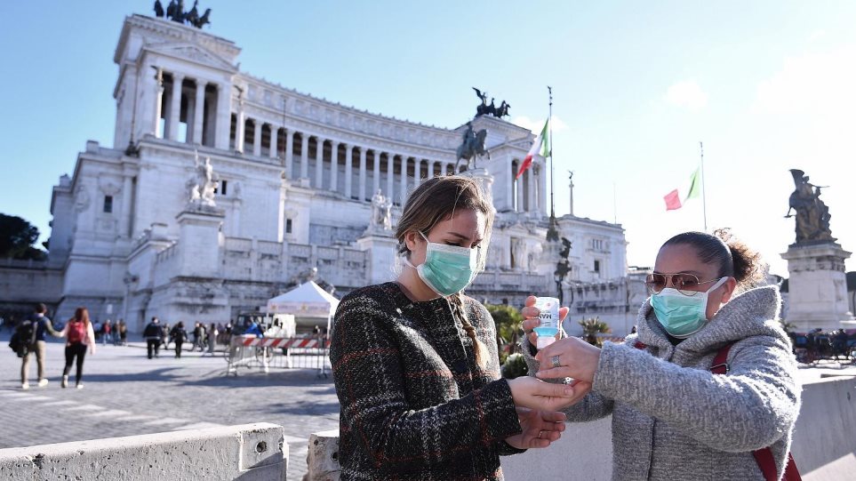 Ιταλία: Η κυβέρνηση εξετάζει την καθολική χρήση μάσκας μετά την αύξηση των κρουσμάτων - Φωτογραφία 1