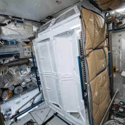 Διαστημική τουαλέτα αξίας 23 εκατ. δολαρίων στέλνει η NASA στον Διεθνή Διαστημικό Σταθμό ΙSS - Φωτογραφία 2