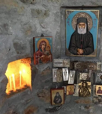 Άγιος Παΐσιος Αγιορείτης: «Η προσευχή είναι το οξυγόνο της ψυχής» - Φωτογραφία 1