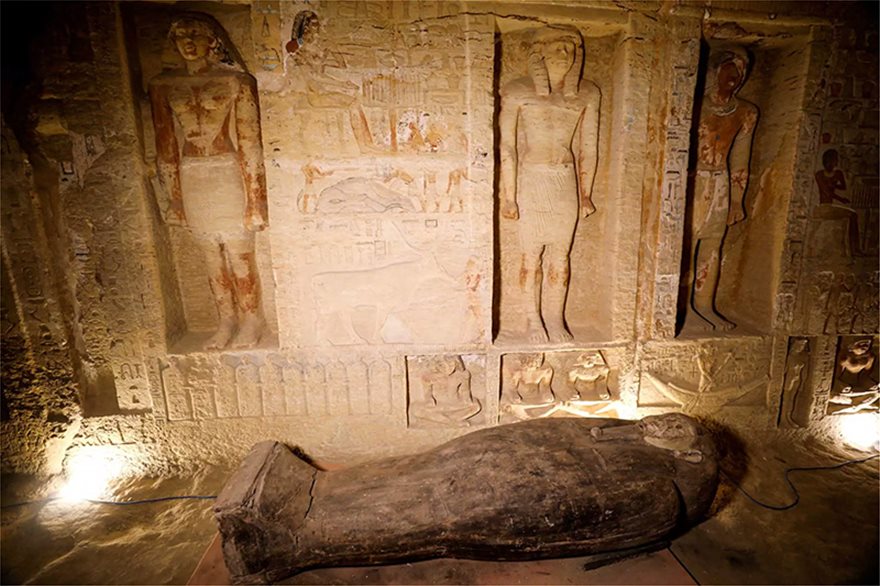 Η «σπουδαιότερη ανακάλυψη» στην Αίγυπτο: Στο φως 59 σαρκοφάγοι στη Νεκρόπολη της Σακκάρα - Φωτογραφία 4
