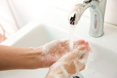 Το πλύσιμο των χεριών πώς γίνεται σωστά; Τι κακό κάνει το υπερβολικό πλύσιμο; - Φωτογραφία 4