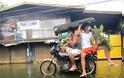 «Σάρωσε» τις Φιλιππίνες ο τυφώνας Μολάβε - Φωτογραφία 3