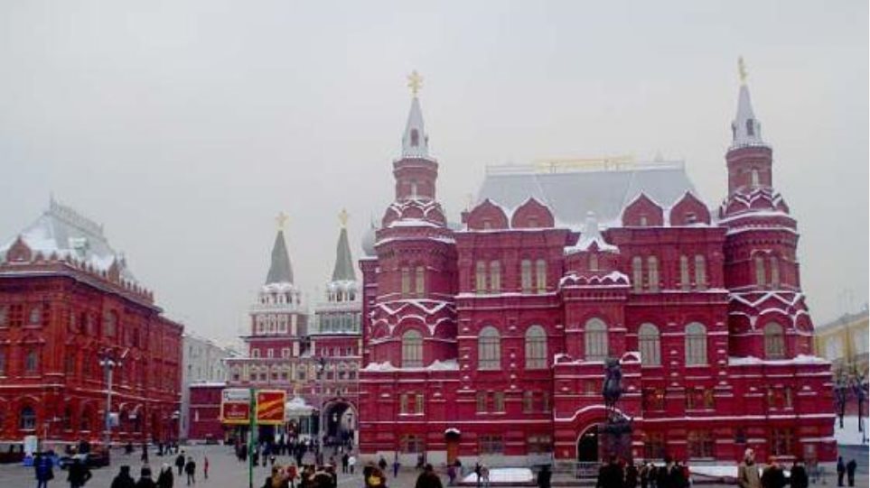 Ρωσία: Αντίθετη η Μόσχα με το κλείσιμο μπαρ κι εστιατορίων από τις 11 - Φωτογραφία 1