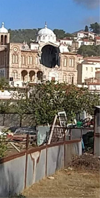 Σεισμός στη Σάμο: Έπεσε εκκλησία στο Καρλόβασι - Φωτογραφία 2