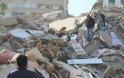 Σεισμός στην Τουρκία: καταρρέουν κτήρια στη Σμύρνη - Φωτογραφία 7