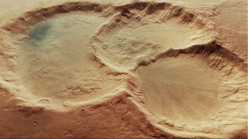 Άρης: Βρέθηκε σπάνιος τριπλός κρατήρας - Δείτε φωτογραφία - Φωτογραφία 2