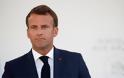 Μακρόν προς τους μαθητές: «Είστε η Γαλλία» λέει ο Γάλλος πρόεδρος