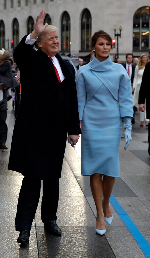 Melania Trump: Το Gucci φόρεμα που επέλεξε για να ψηφίσει και οι πιο πολυσυζητημένες εμφανίσεις της - Φωτογραφία 3