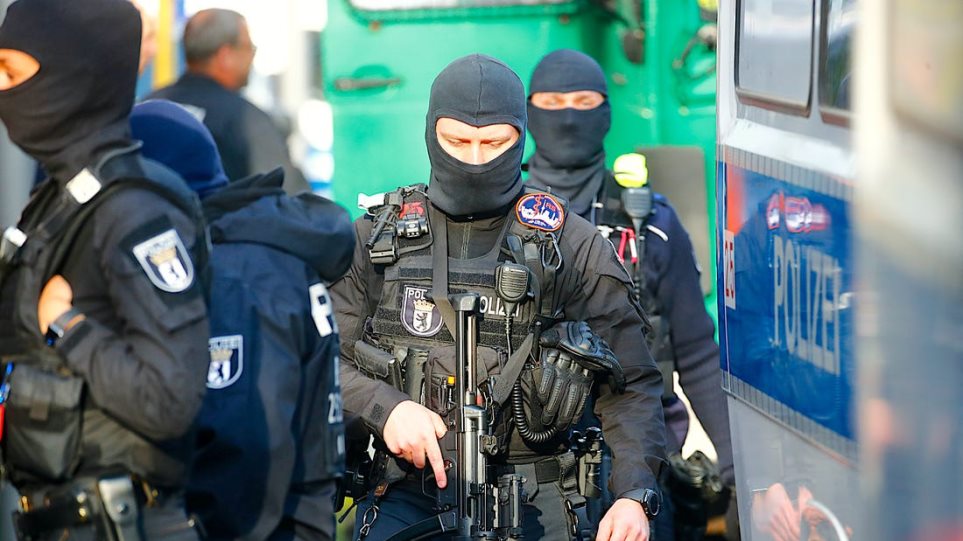 Γερμανία φοβάται για τρομοκρατικές επιθέσεις - Έφοδοι της αστυνομίας σε σπίτια ισλαμιστών - Φωτογραφία 1