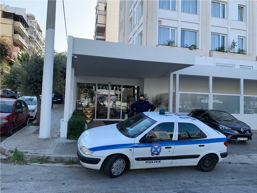 Lockdown: Έφοδος για πάρτι με 31 άτομα σε ξενοδοχείο στη Συγγρού - - Φωτογραφία 2