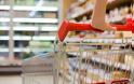 Απαγόρευση πώλησης διαρκών αγαθών από τα σούπερ μάρκετ εξετάζει η κυβέρνηση