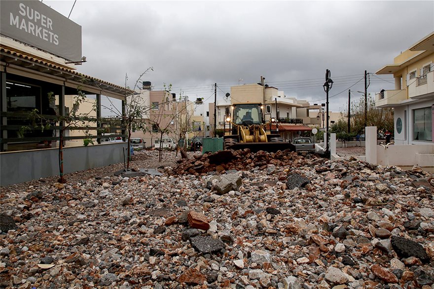 Κρήτη: Η καταστροφική κακοκαιρία σε 20 φωτος - Φωτογραφία 9