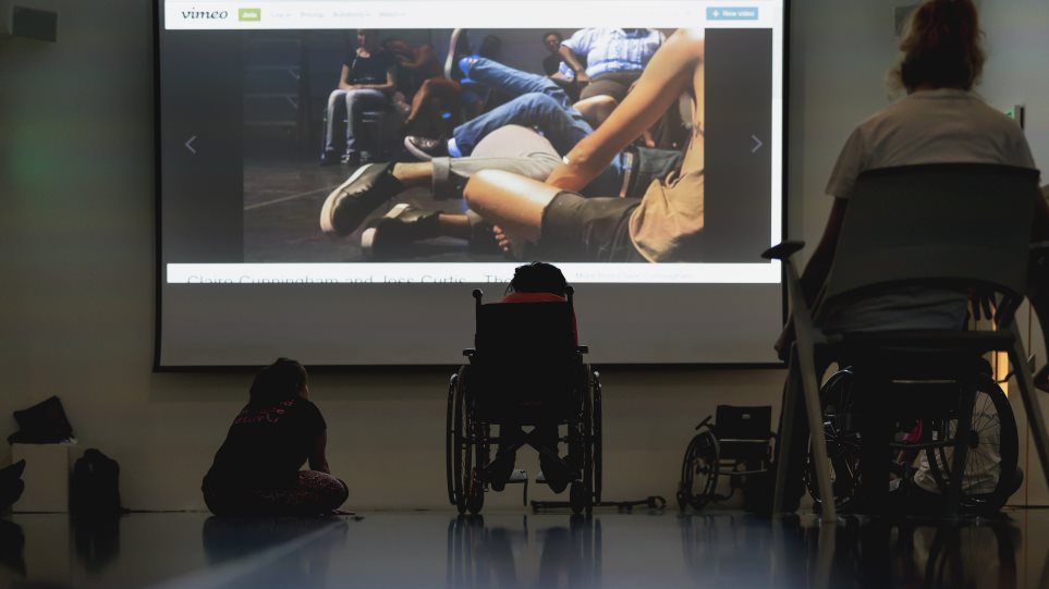 Στέγη: Διαδικτυακό εργαστήριο για την χορευτική τέχνη ατόμων με αναπηρία - Φωτογραφία 1