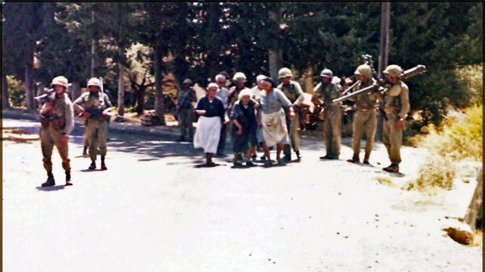 Εισβολή στην Κύπρο το 1974: Πρώτα τους «διασφάλισαν» και μετά τους εκτέλεσαν - Φωτογραφία 1