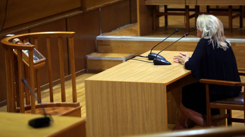 Ελένη Ζαρούλια: Ποινική δίωξη για την ψευδή δήλωση προκειμένου να διοριστεί στη Βουλή - Φωτογραφία 1