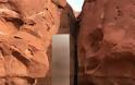 ΗΠΑ: Εξαφανίστηκε ο μυστηριώδης μεταλλικός μονόλιθος στην έρημο της Γιούτα - Φωτογραφία 2