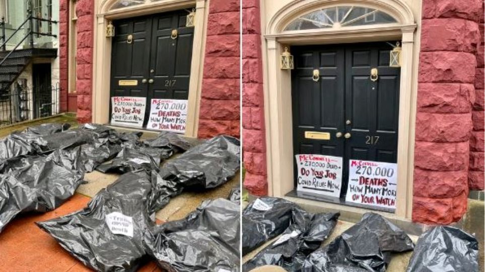 ΗΠΑ: Ακτιβιστές αφήνουν σακούλες με «πτώματα» έξω από σπίτι - Φωτογραφία 1