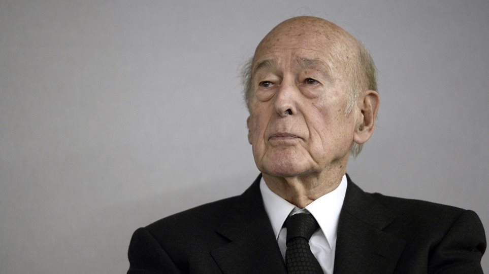 Απεβίωσε από επιπλοκές του κορωνοϊού ο πρώην πρόεδρος της Γαλλίας Βαλερί Ζισκάρ Ντ' Εστέν - Φωτογραφία 1