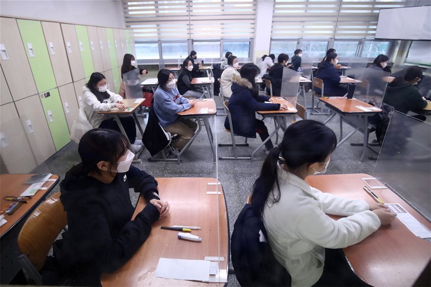 Ημέρα εξετάσεων για μισό εκατ. μαθητές στη Ν. Κορέα - Φωτογραφία 9