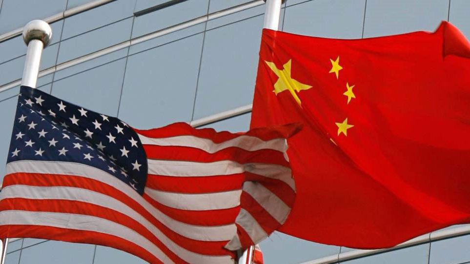 Μαίνεται ο αμερικανοκινεζικός «πόλεμος»: 4 κινεζικές εταιρίες προστέθηκαν στη μαύρη λίστα της Ουάσινγκτον - Φωτογραφία 1