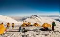 Στόχος η απόλυτη τρέλα: Για πρώτη φορά κατάκτηση της K2 κορυφής των Ιμαλαΐων μέσα στο χειμώνα - Φωτογραφία 9
