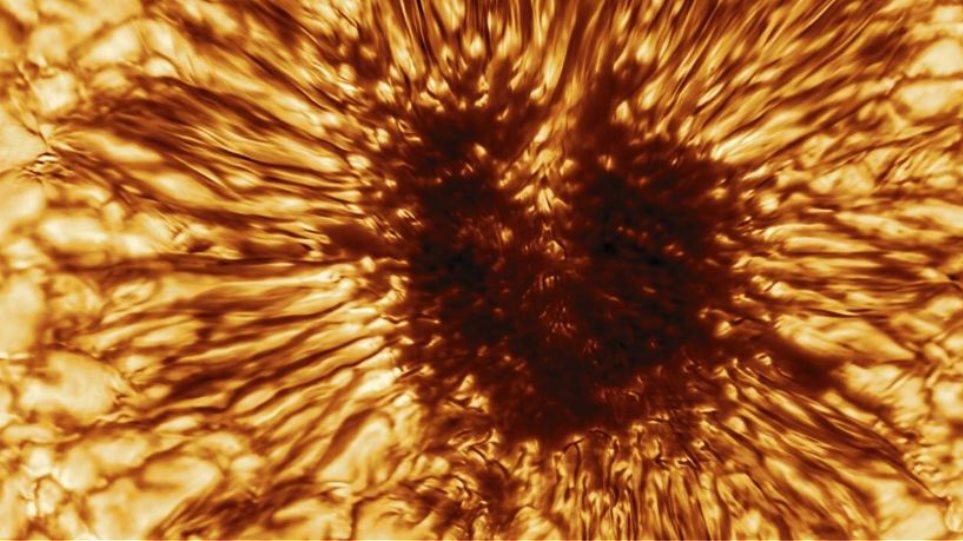 Eντυπωσιακή φωτο ηλιακής κηλίδας μεγαλύτερης από τη Γη - Φωτογραφία 1