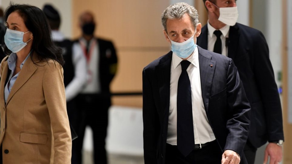 Νικολά Σαρκοζί: Για πρώτη φορά πρώην αρχηγός του γαλλικού κράτους καταθέτει ενώπιον της Δικαιοσύνης - Φωτογραφία 1