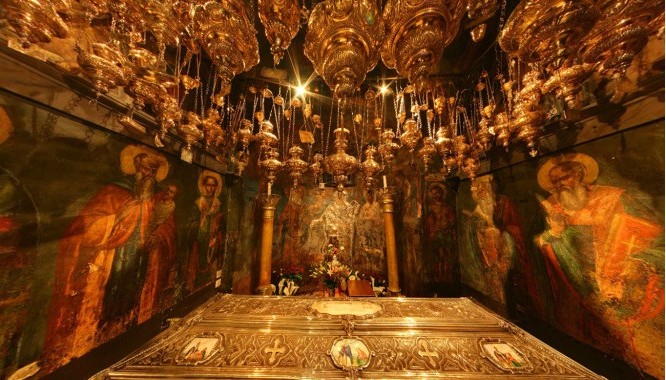 Επισκεφθείτε εικονικά τον εκπληκτικό Ιερό Ναό του Αγίου Σπυρίδωνος την Κέρκυρα - Φωτογραφία 1