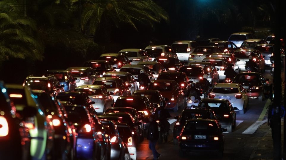 Αυξημένη κατά 37,5% η κυκλοφορία στους δρόμους της Αττικής στο δεύτερο lockdown - Φωτογραφία 1