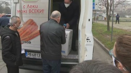 Βουλγαρία: μετέφεραν τα εμβόλια για τον κορονοϊό σε φορτηγά... για λουκάνικα - Φωτογραφία 1