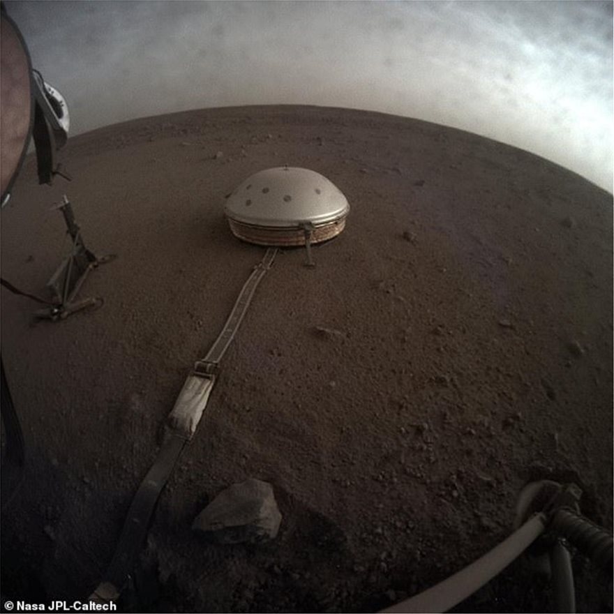 NASA: Με... κέικ τριών στρωμάτων μοιάζει το υπέδαφος του Άρη! BINTEO - Φωτογραφία 3