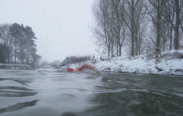 Η χειμερινή κολύμβηση από τις υγιεινότερες μορφές άθλησης, ιδανική για το κλίμα της χώρας μας - Φωτογραφία 2