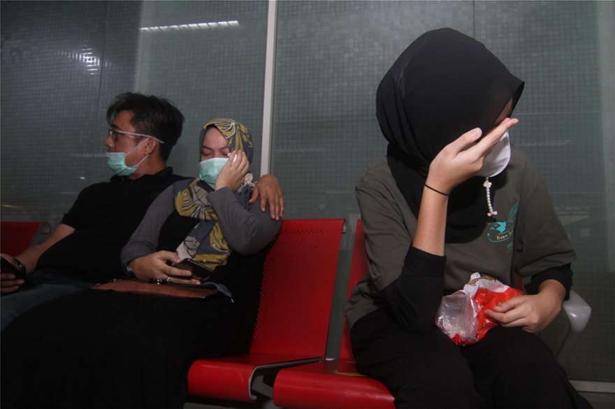 Ινδονησία: Συνετρίβη αεροσκάφος με 62 επιβάτες - Σε εξέλιξη επιχείρηση έρευνας και διάσωσης - Φωτογραφία 6