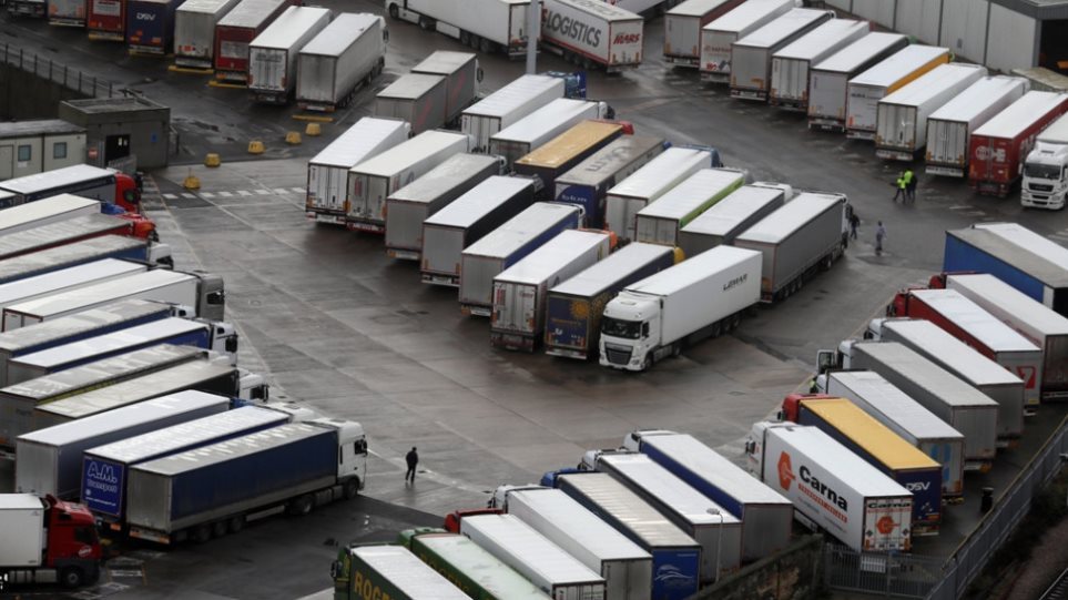 Θεσσαλονίκη: Ακινητοποιήθηκαν 70 φορτηγά με «πειραγμένους» ταχογράφους - Φωτογραφία 1