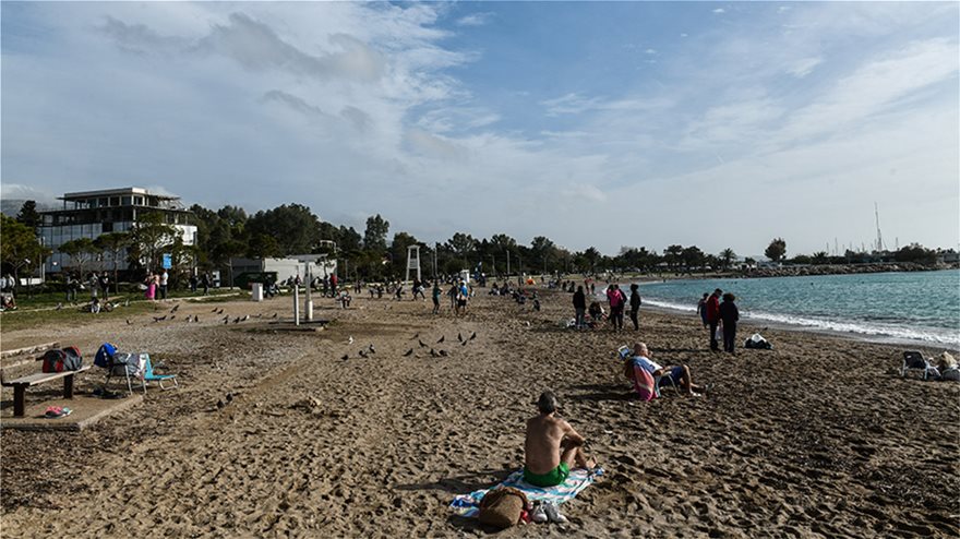 Καβούρι- Βουλιαγμένη: Ποιο lockdown; - Χαμός στις παραλίες  Fotos - Φωτογραφία 9
