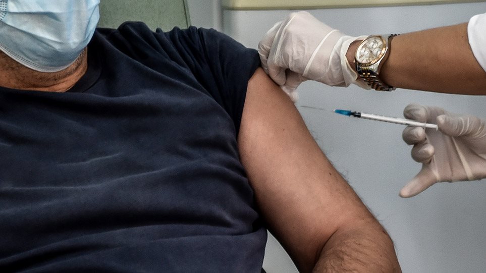 Προβληματίζει η επιδημιολογική εικόνα της Αττικής - Επιταχύνει το πρόγραμμα εμβολιασμού - Φωτογραφία 1