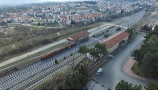 Ο Πάρις Κουκουλόπουλος για τη σιδηροδρομική γραμμή του ΟΣΕ στην Κοζάνη. - Φωτογραφία 1