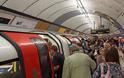 Απίστευτες εικόνες συνωστισμού στο μετρό του Λονδίνου