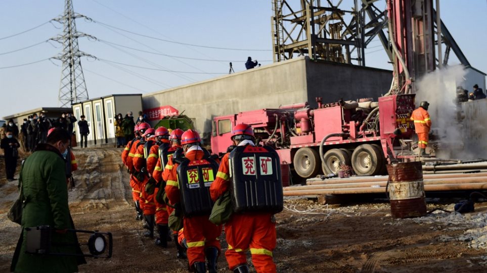 Κίνα: Εργάτες παγιδευμένοι μια εβδομάδα σε ορυχείο κατάφεραν να στείλουν μήνυμα στους διασώστες - Φωτογραφία 1