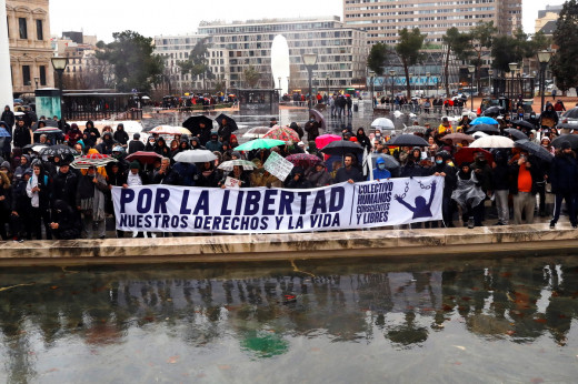 Κοροναϊός - Ιταλία:  Χιλιάδες στο κέντρο της Μαδρίτης εναντίον των περιοριστικών μέτρων: «Δεν υπάρχει ιός» - Φωτογραφία 1