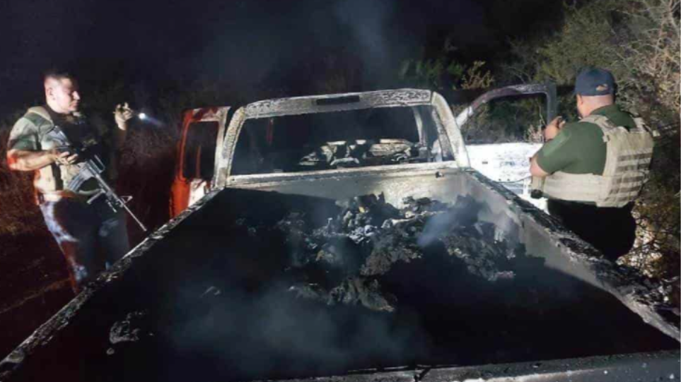 Μεξικό: Δεκαεννέα πτώματα εντοπίστηκαν μέσα σε καμένο φορτηγό - Φωτογραφία 1